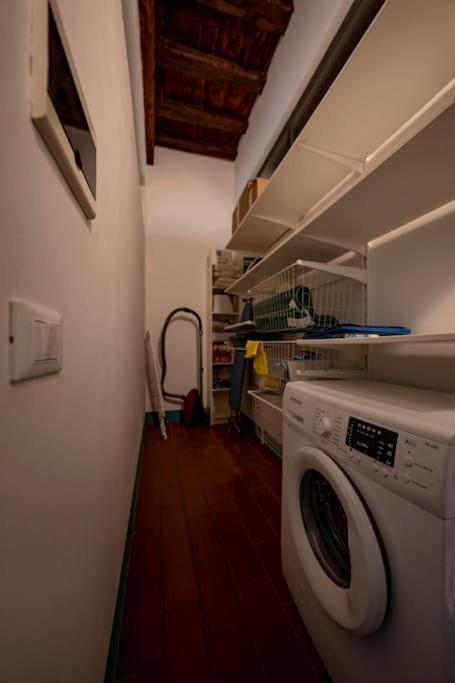 Apartamento Raffinato Trilocale San Frediano Florencia Exterior foto