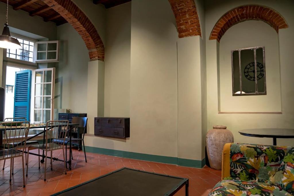 Apartamento Raffinato Trilocale San Frediano Florencia Exterior foto