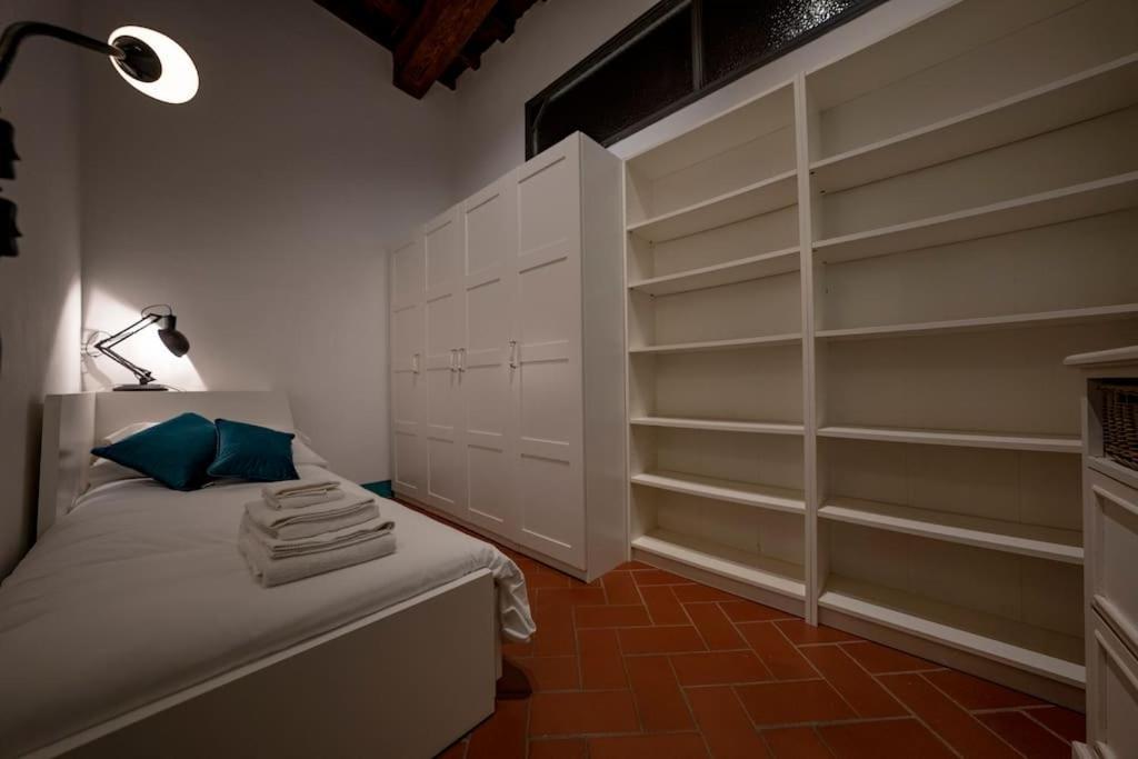 Apartamento Raffinato Trilocale San Frediano Florencia Exterior foto